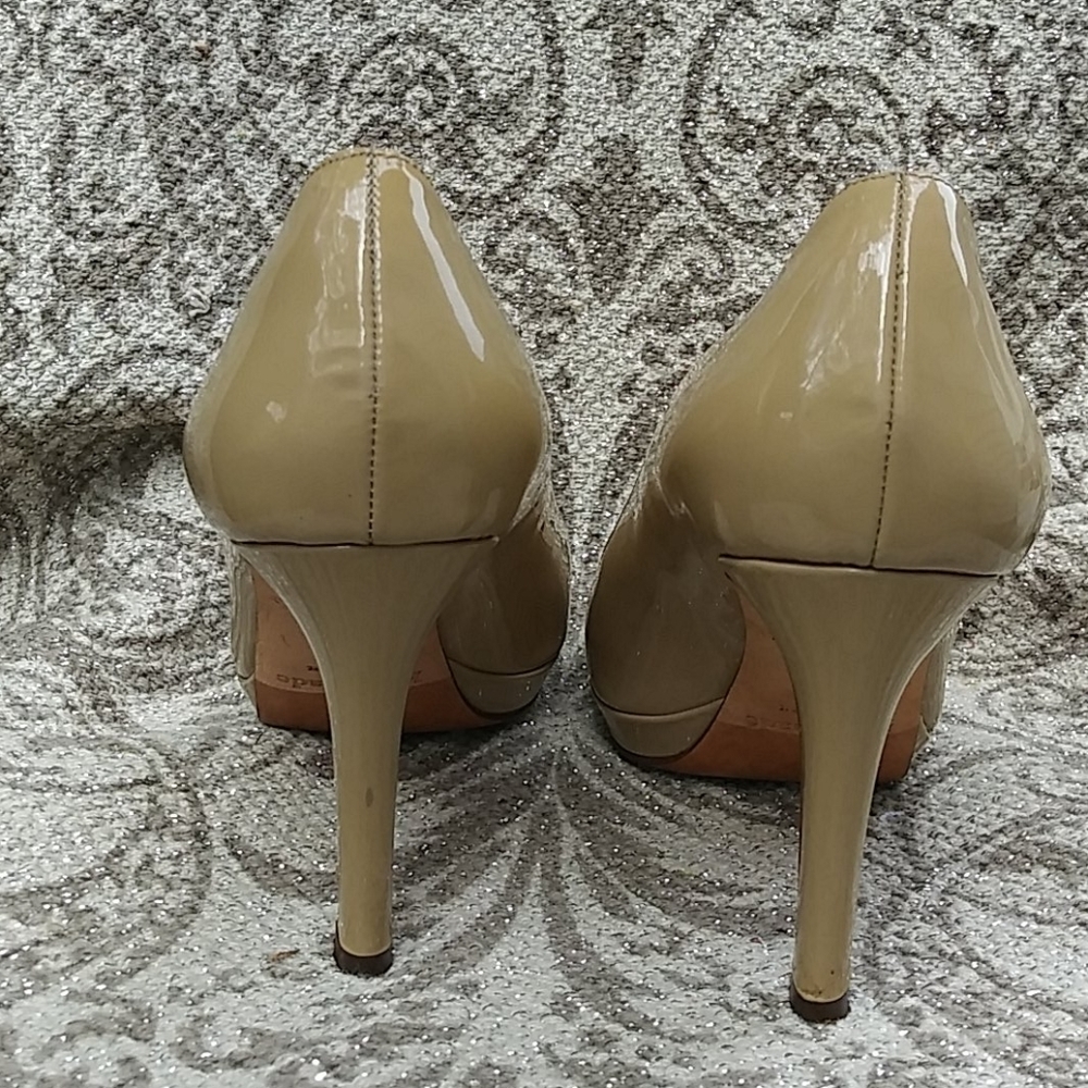 Kate Spade Kendra Round Toe Nude Platform Pumps - Picture 4 of 8